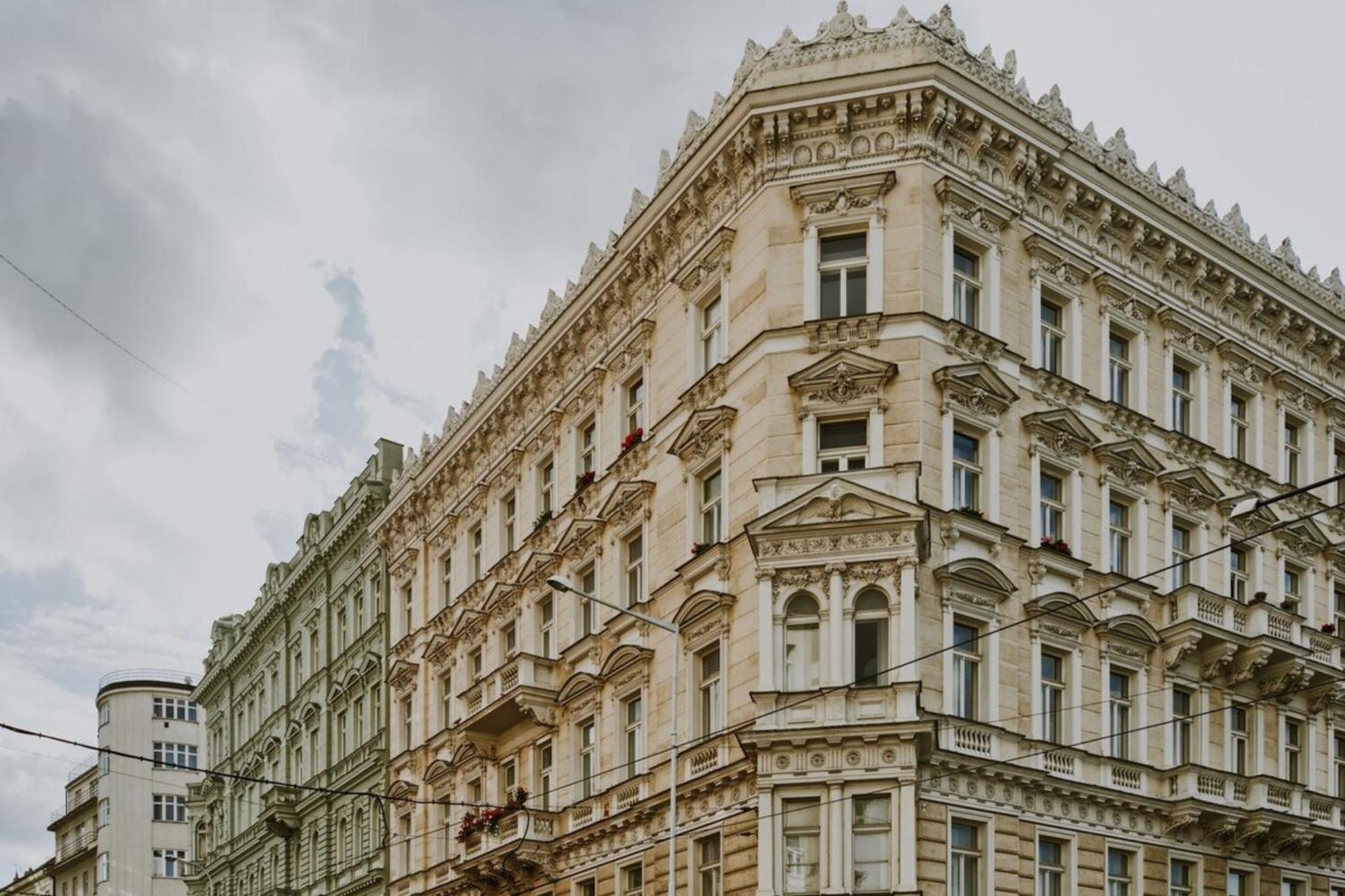 Dream Blue In City Centrewenceslas Sq In Walk Prague Exterior photo