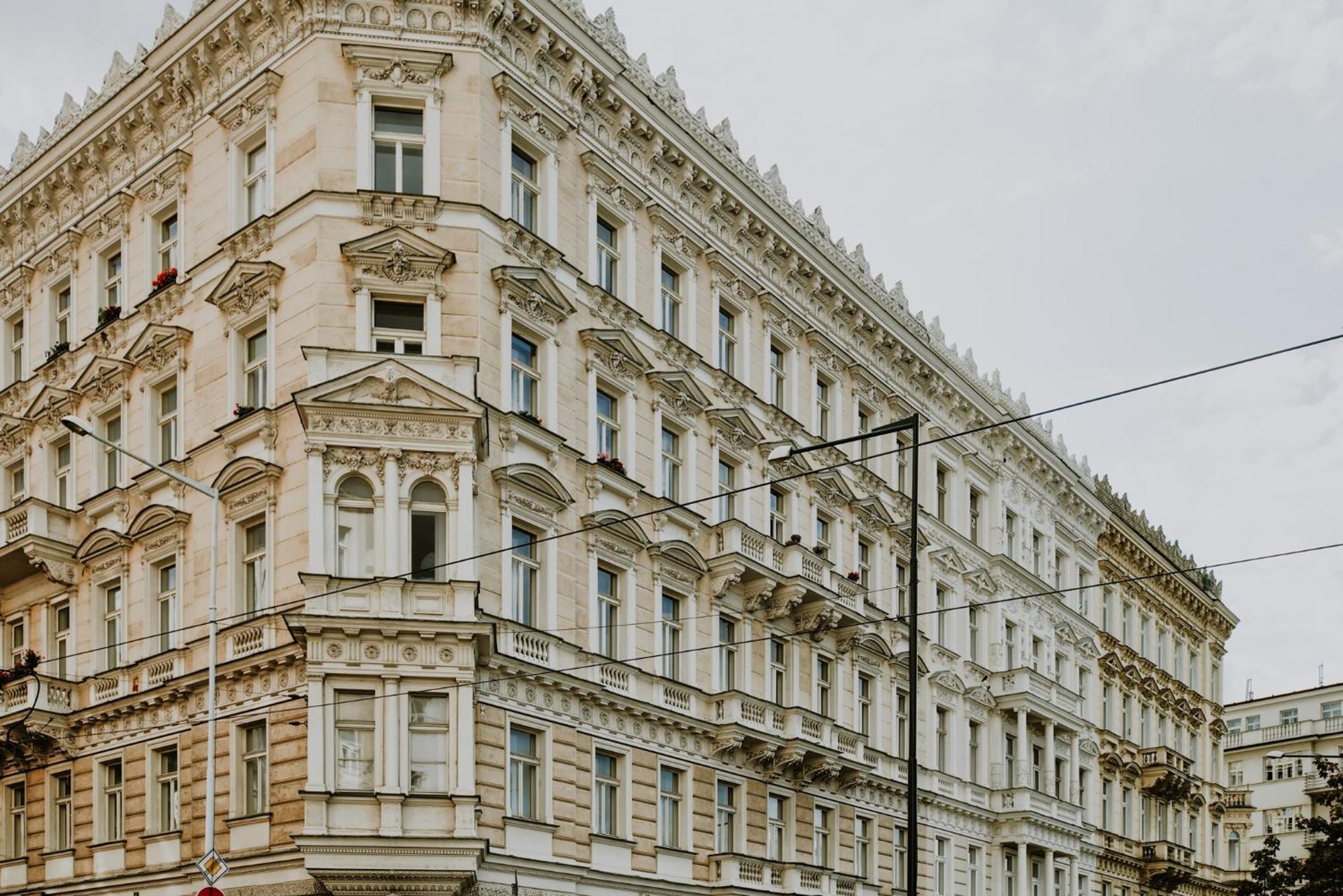Dream Blue In City Centrewenceslas Sq In Walk Prague Exterior photo